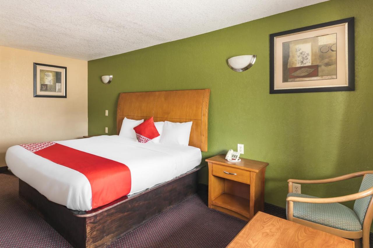 Oyo Tx Southwest, I-45 Hotel