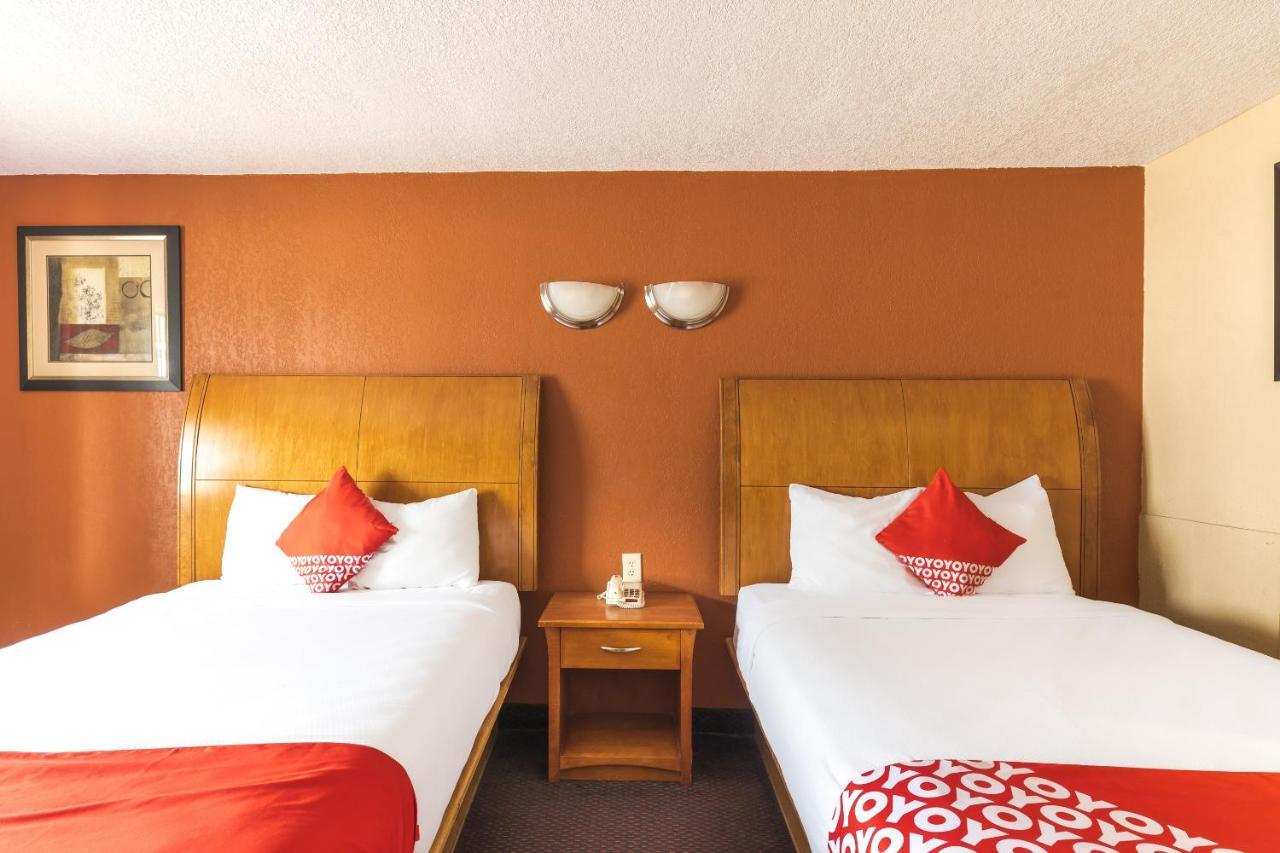 Oyo Tx Southwest, I-45 Hotel 2*