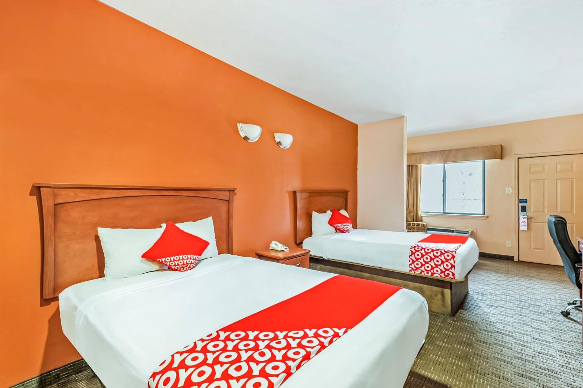 Hotel Oyo Tx Southwest, I-45